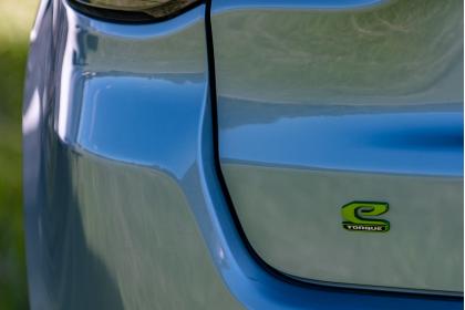 Jeep Compass e-Hybrid vs KIA Niro Hybrid vs Renault Arkana E-Tech